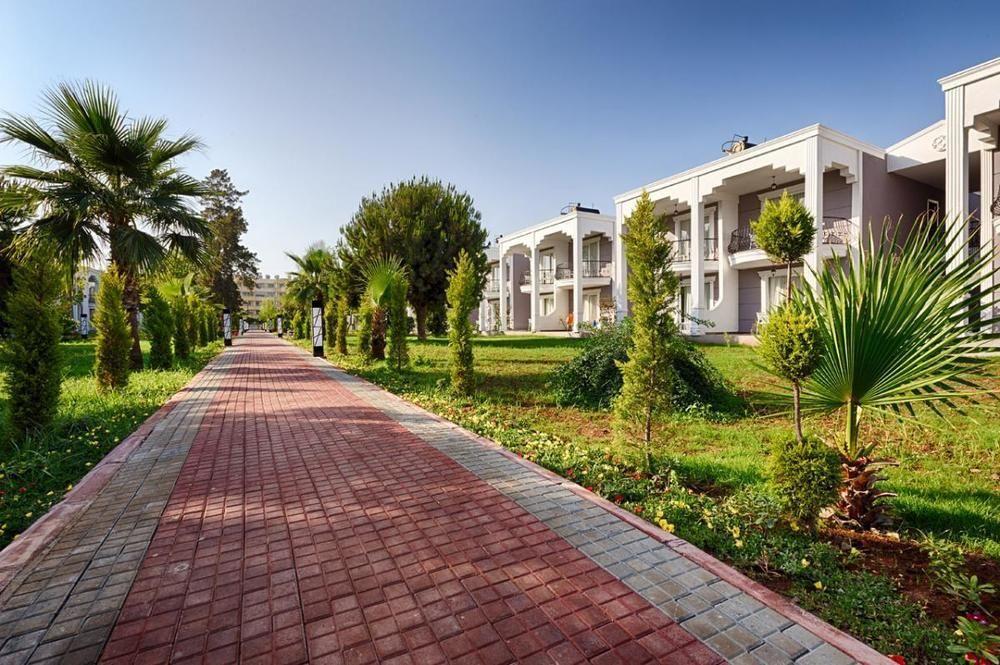 Wonasis Resort & Aqua Hotel Kargipinari Exterior photo